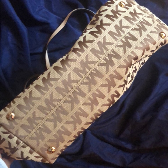 Michael Kors Brown and Tan Tote - Picture 4 of 6